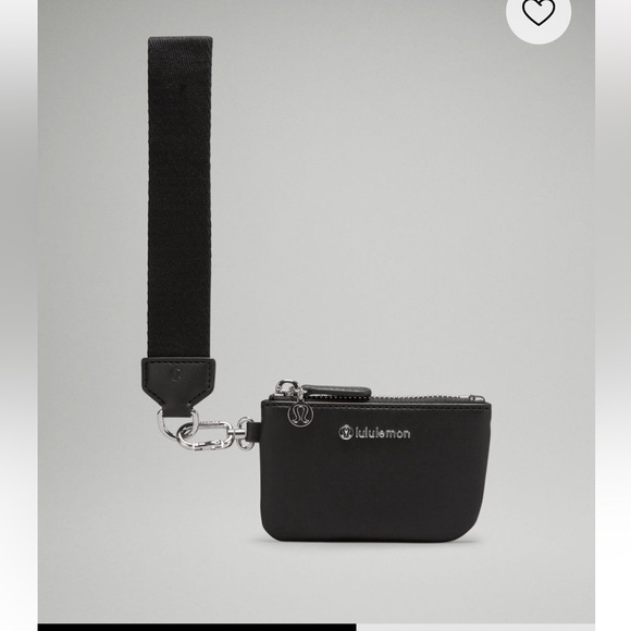 NWT- Lululemon Cactus Dual Pouch- Black & Silver- Leather/Cactus 🌵 Material - Picture 6 of 13